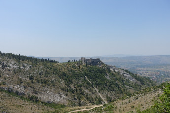 oberhalb des Ortes gelegene Festung Stjepan grad