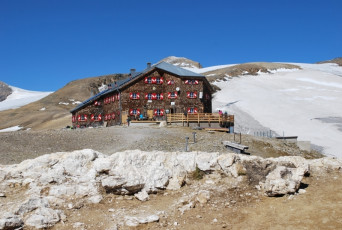 Oberwalderhütte (2.973m) mit einem tollen Panorama Blick