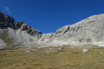Weittalsattel links geht es zum Eisenschuß (2.615m) rechts zur Weittalspitze (2.537m)