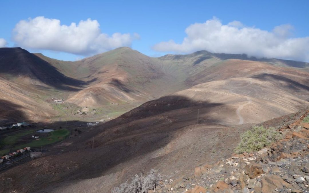 Pico de Zarza (807m) Fuerteventura, Spanien