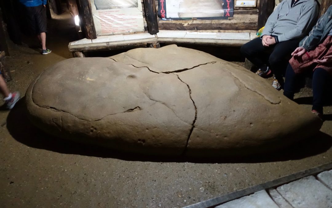 Keramik Stones, Ravne Tunnel – Bosnische Pyramiden 2019